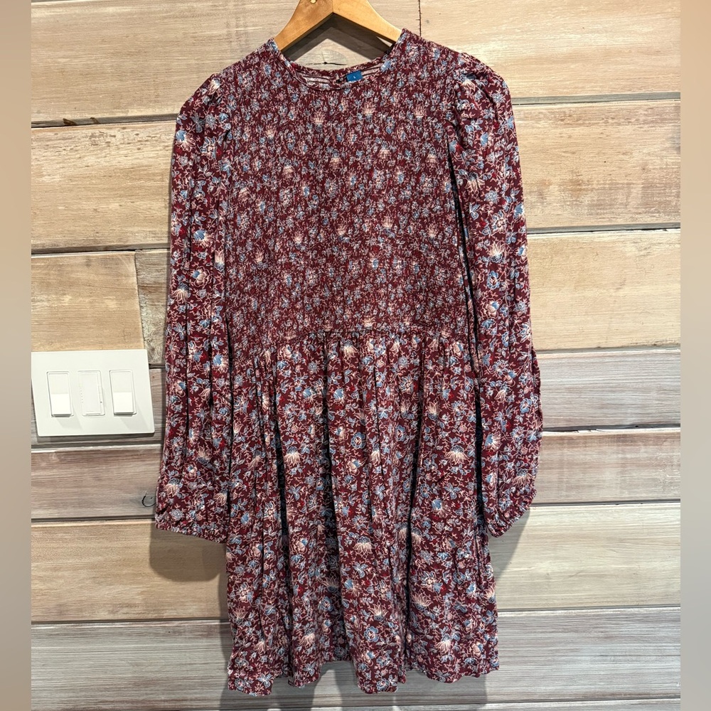 Old Navy Red and White Floral Kids Dress Size Large